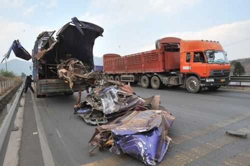 八五九客车翻车（95翻车事故）